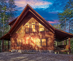 Gray Wolf Lodge porch, side