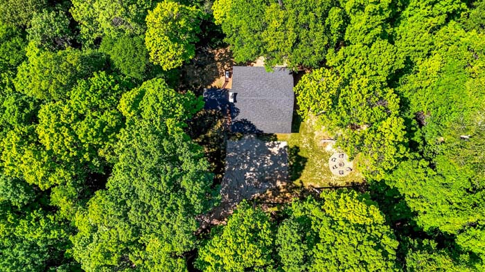 Private cabin accommodations in the heart of Hocking Hills