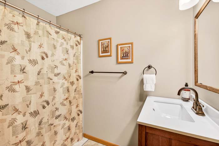 Fully equipped kitchen with stainless appliances