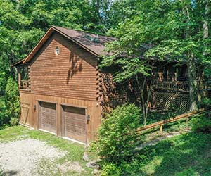 Buckeye Trail Cabin porch, side